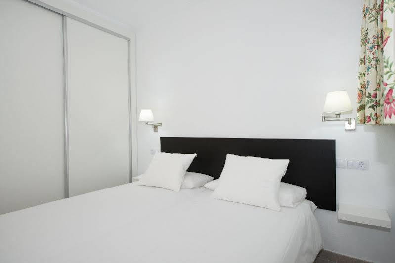 Apartamentos Los Mariachis بلايا ديل إنغلز المظهر الخارجي الصورة