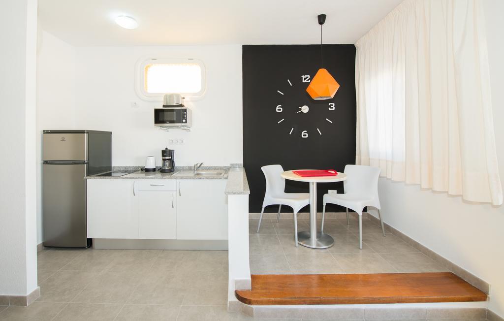 Apartamentos Los Mariachis بلايا ديل إنغلز المظهر الخارجي الصورة